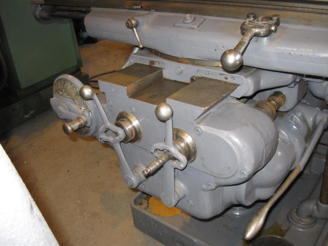 X=34" - Y=14" - Z=18" KEARNEY & TRECKER ... HORIZONTAL MILL.